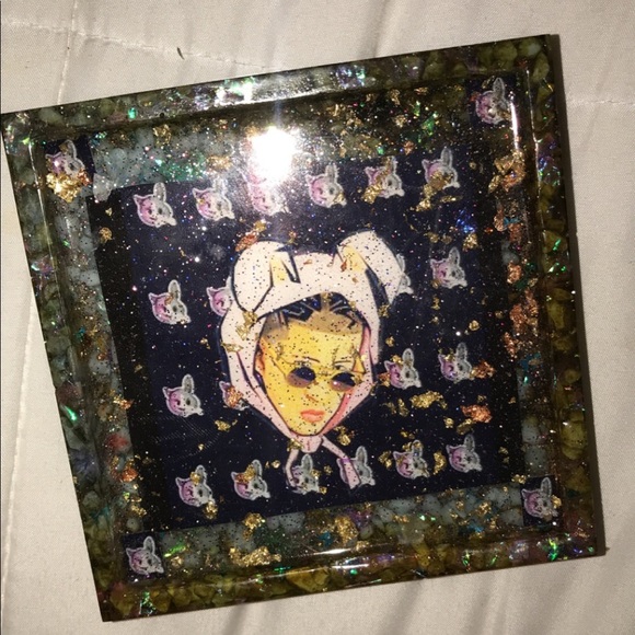 Ashtrays/Coasters - Picture 3 of 3